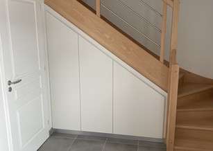 Agencement sous-escalier